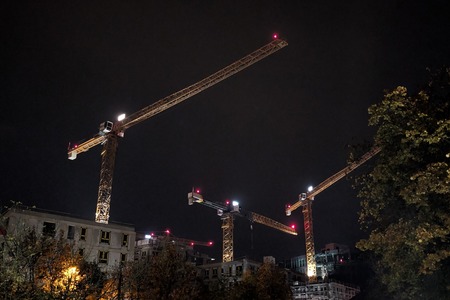 SMO STROKOVNJAKI S PODROČJA AKUSTIKE IN GRADBENIH KONSTRUKCIJ